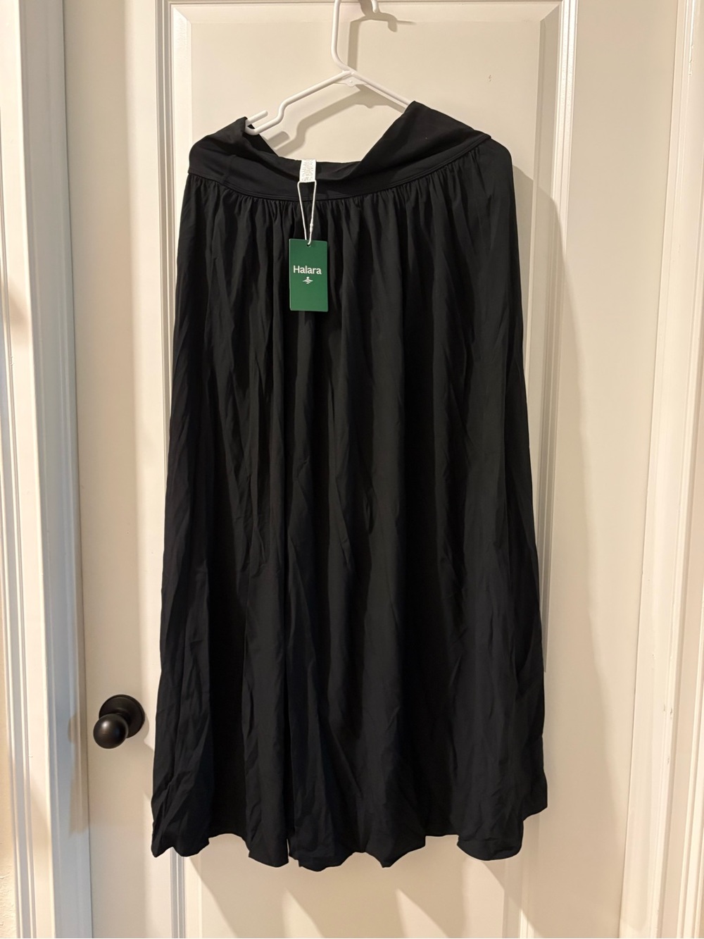 HALARA Black Maxi Skirt with Elastic Waist